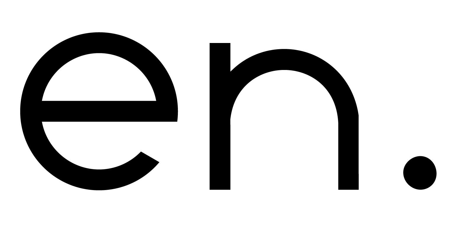 en logo